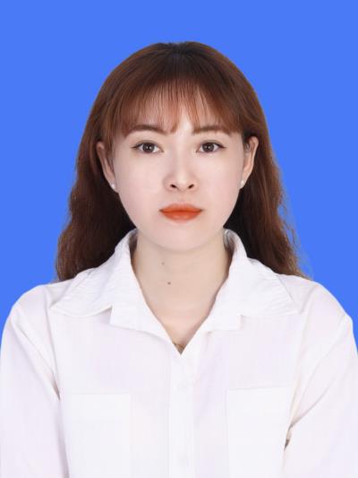   Cô Huỳnh Thị Thuỳ Trang - Sinh năm: 08/10/1999 