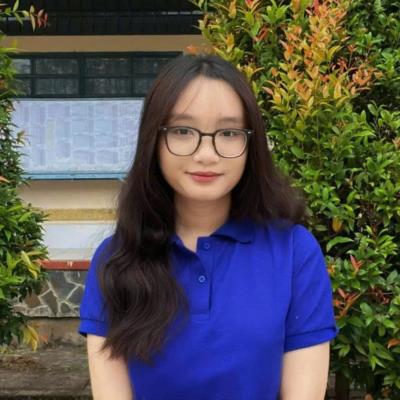 Lê Tuyết Nghi dạy Sinh học